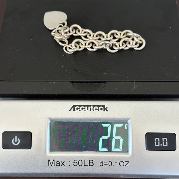 Tiffany Co Sterling Silver Round Circle Link Heart Bracelet 7.25" Box Pouch - Picture 8 of 8